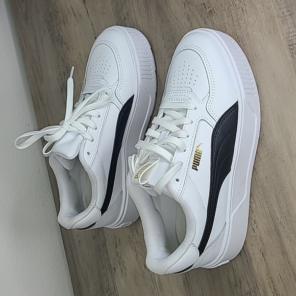 NEW Puma Platform Sneakers - Picture 2 of 8